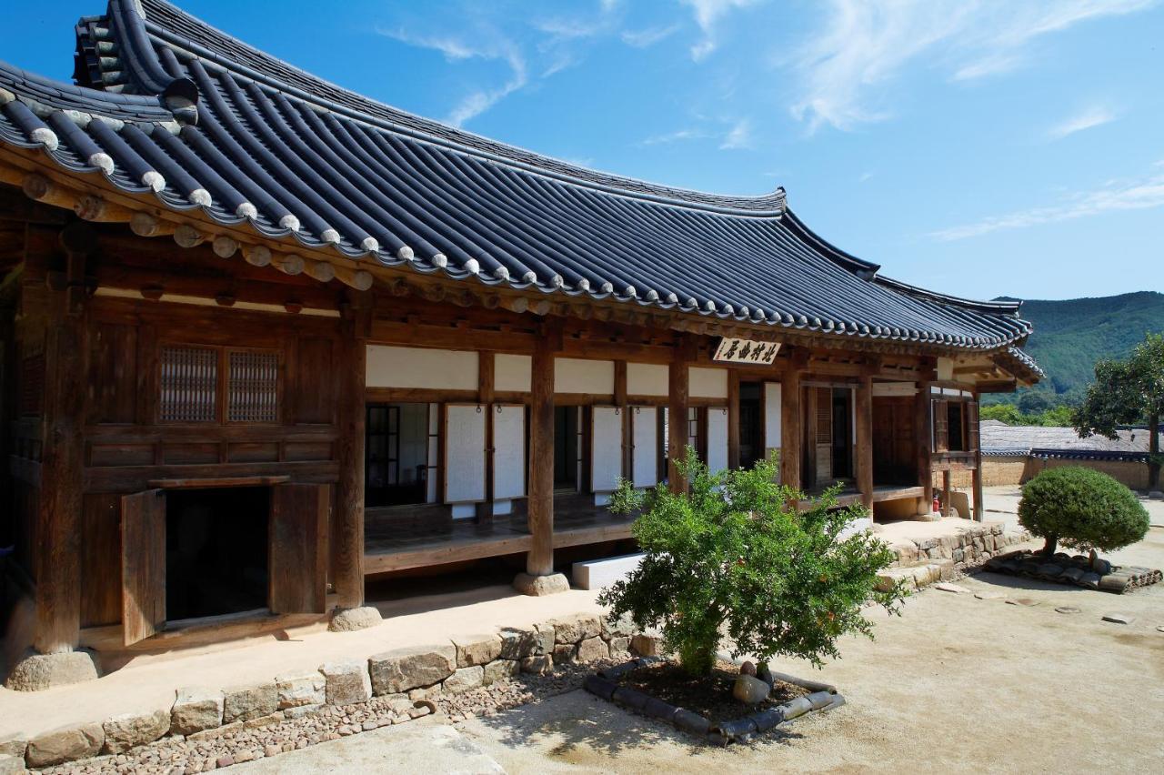 Bukchondaek Bed & Breakfast Andong Exterior photo