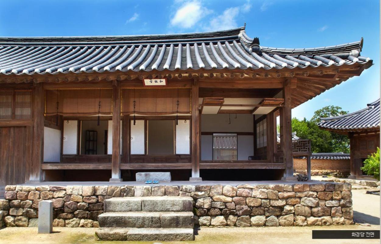 Bukchondaek Bed & Breakfast Andong Exterior photo